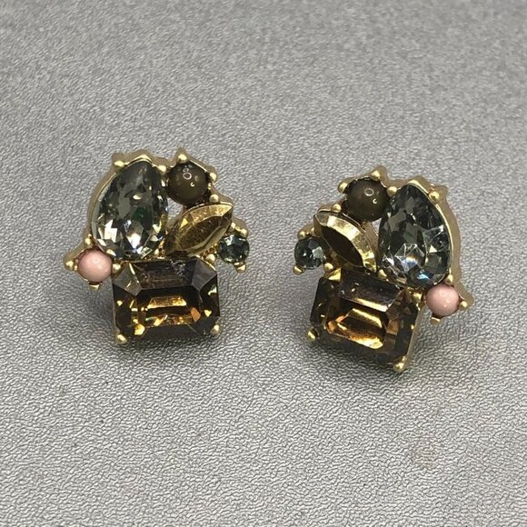 3/$30 Rhinestone Earrings Brown Gold Tone Studs Small Dainty Fancy Elegant - Picture 1 of 9